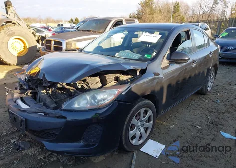 2013 Mazda Mazda3 I Sv z USA, uszkodzony, nr VIN JM1BL1TF8D1778262
